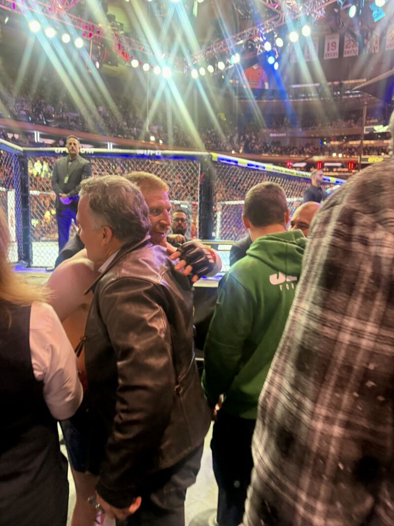 Image for the Tweet beginning: Great to cheer on @pennstateWREST’s