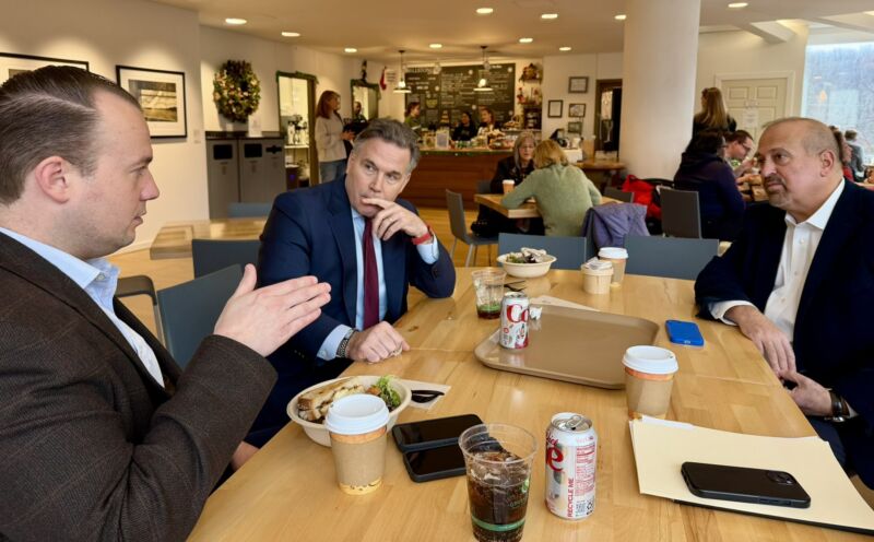 Image for the Tweet beginning: Great catching up with Chester