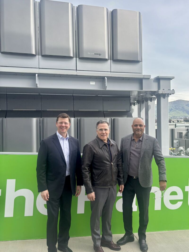 Image for the Tweet beginning: Great visit with workers and