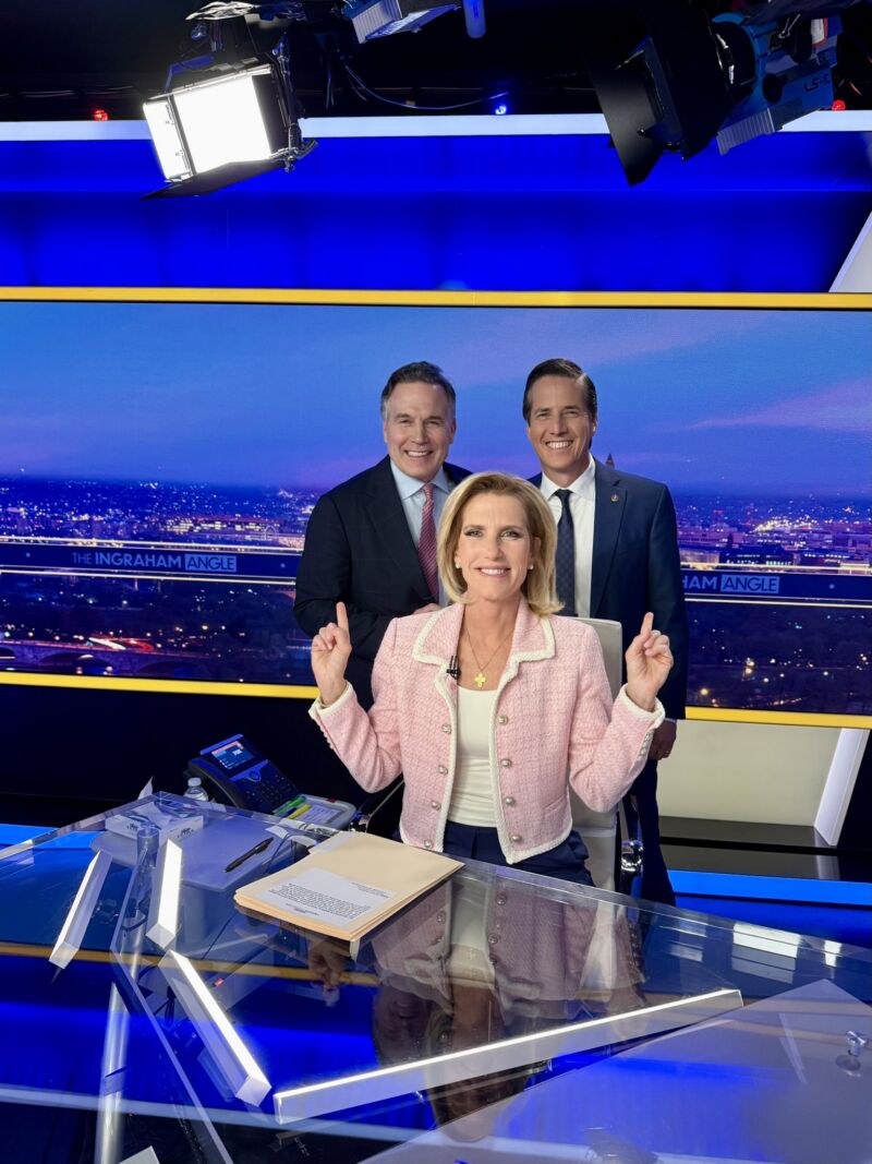 Image for the Tweet beginning: 2 freshman senators from battleground