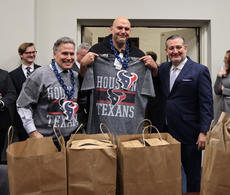 Image for the Tweet beginning: A bet is a bet.