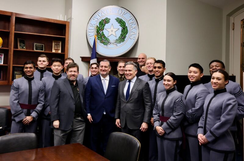 Image for the Tweet beginning: A bet is a bet.