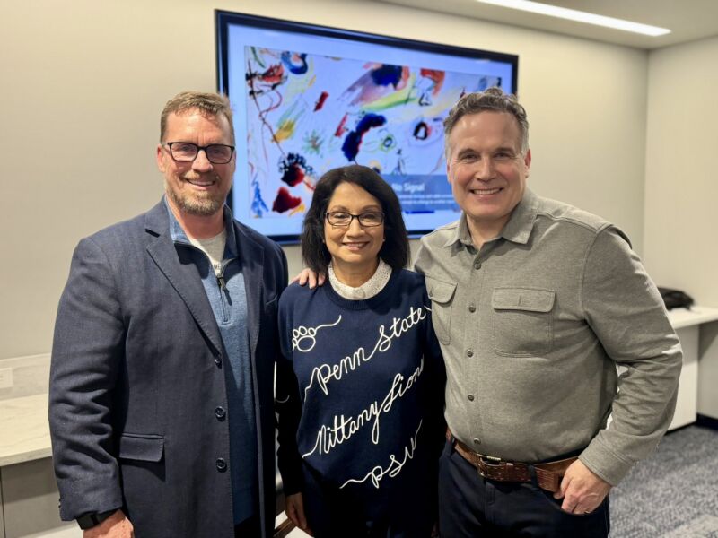 Image for the Tweet beginning: Hard to beat a night