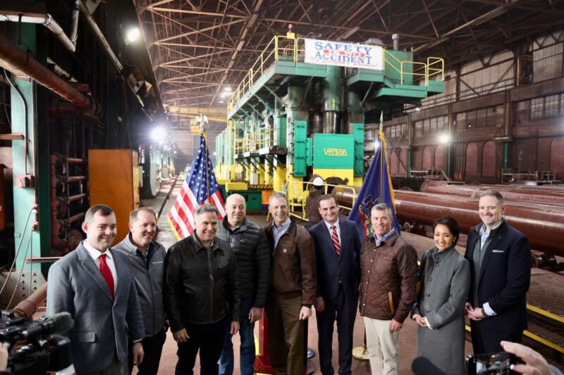 Image for the Tweet beginning: Great to visit Steelton’s Dura-Bond