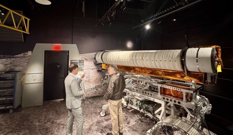 Image for the Tweet beginning: Great to tour Astrobotic—a Pittsburgh