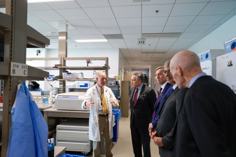 Image for the Tweet beginning: At @PennMedicine’s CAR-T labs with