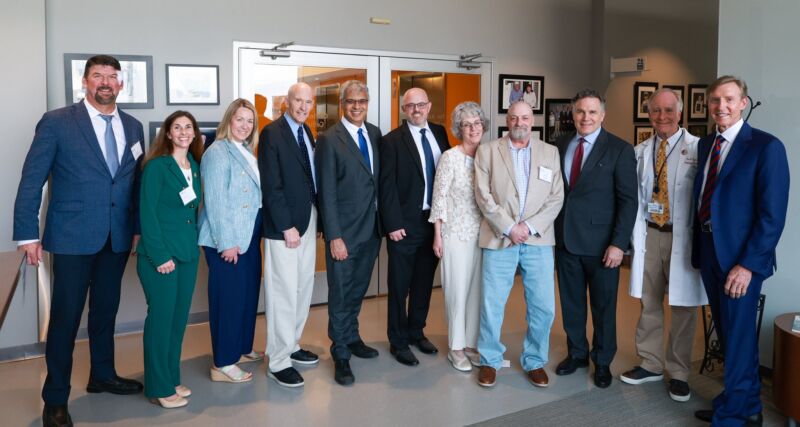Image for the Tweet beginning: At @PennMedicine’s CAR-T labs with
