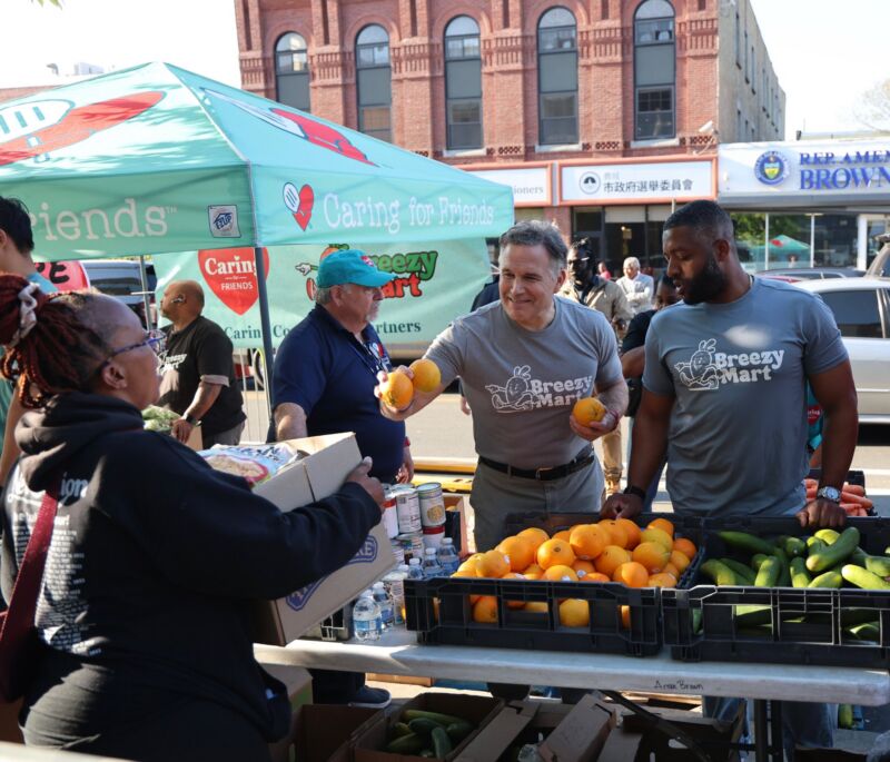 Image for the Tweet beginning: Across 18 locations, @RepAmenBrown’s food