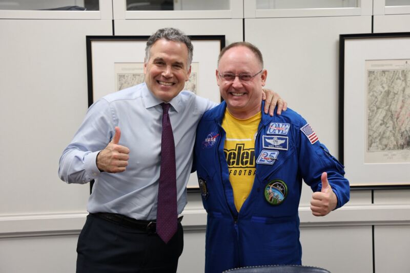 Image for the Tweet beginning: It was great to meet