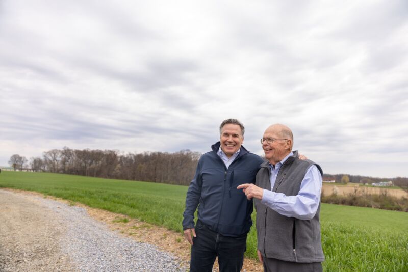 Image for the Tweet beginning: Happy Father’s Day, Dad.

I’ve been